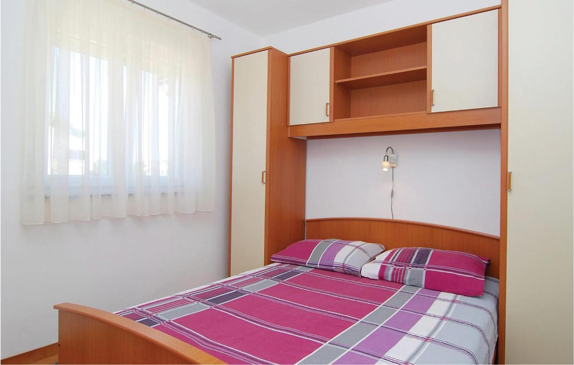 2 Bedroom Nice Apartment In วีร์ ภายนอก รูปภาพ